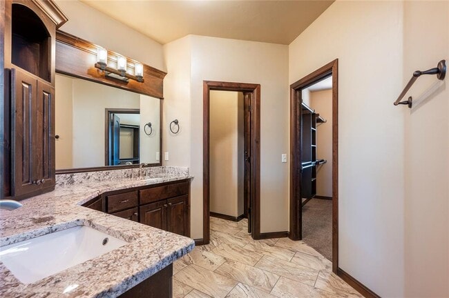 Building Photo - 11809 Dunbar Ct