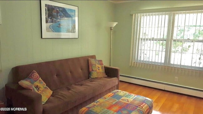 Building Photo - 1210 Tuxedo Pl