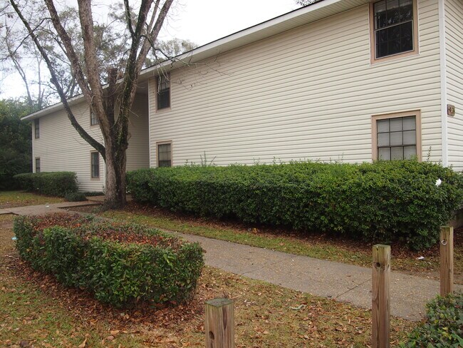 Primary Photo - 807 E Cottonwood Rd