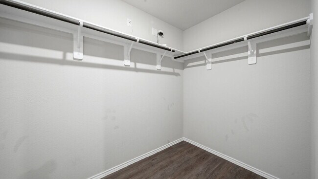 Building Photo - 25331 Leather Leaf Ct