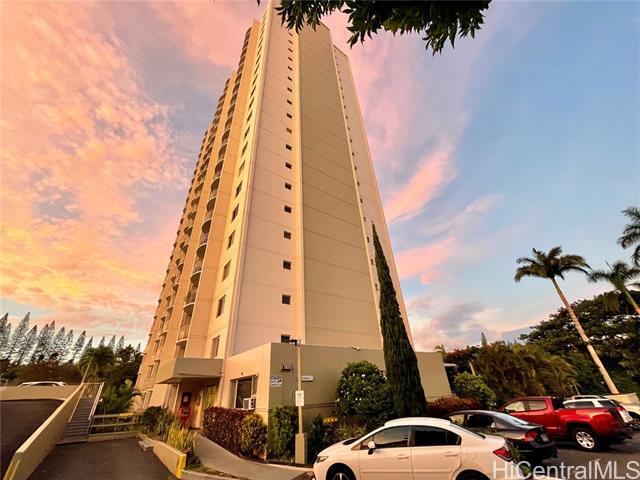 Building Photo - 98-1038-1038 Moanalua Rd