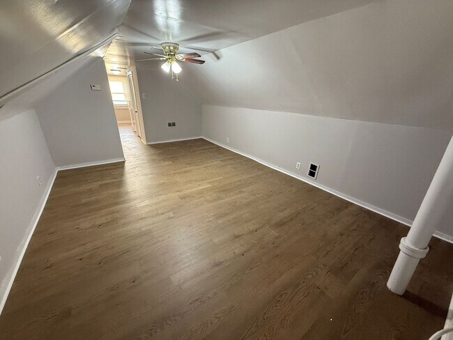 Building Photo - Big Spacious Beautiful Single Family 4 bedroom House for Rent !!!