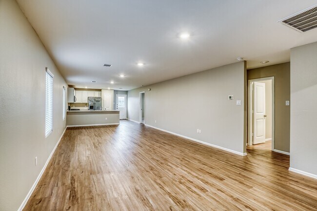 Building Photo - 9214 Burnet Flds Dr