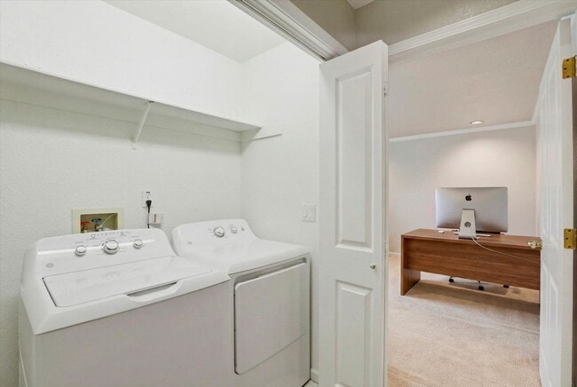 Building Photo - 2330 I St