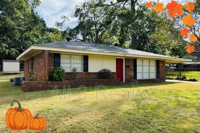 Primary Photo - 3508 Cottonwood Dr
