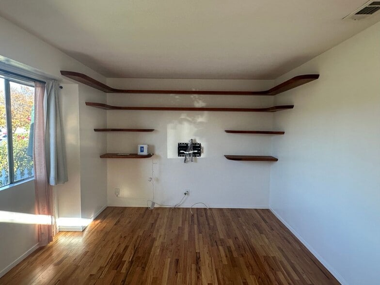 Building Photo - 3310 W Chandler Blvd