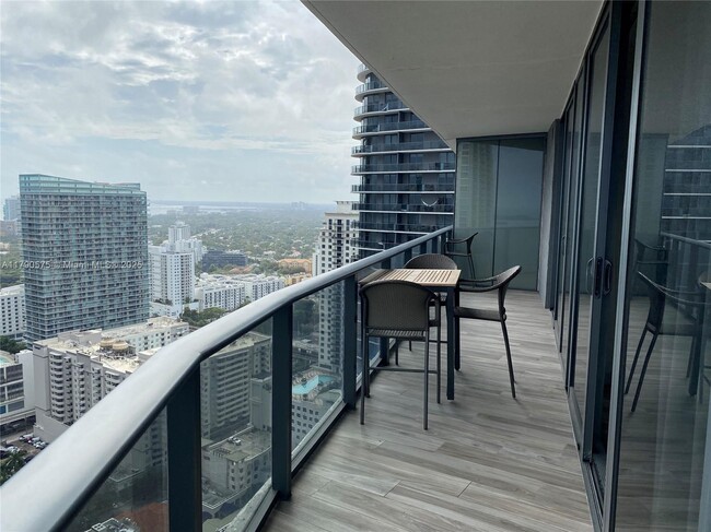 Building Photo - 801 S Miami Ave