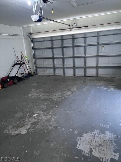 Building Photo - 1107 Enrique St E