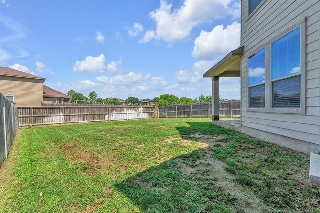 Building Photo - 3894 Bentwood Way