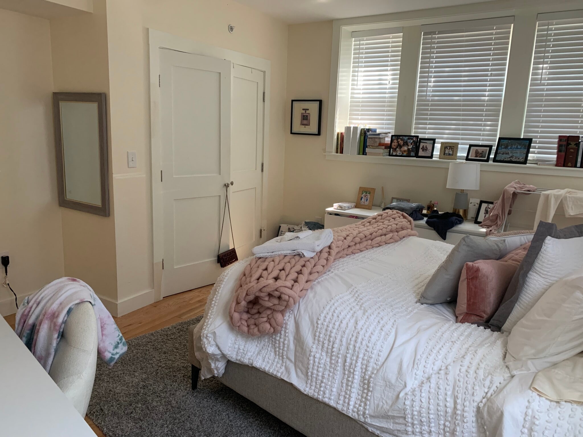 Bedroom 1 with 2 closets - 2025 Commonwealth Ave