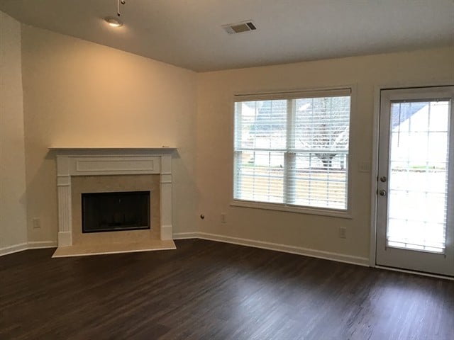 Building Photo - 1061 High Tide Trail