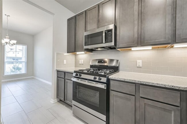 Building Photo - 3346 Etring Ln