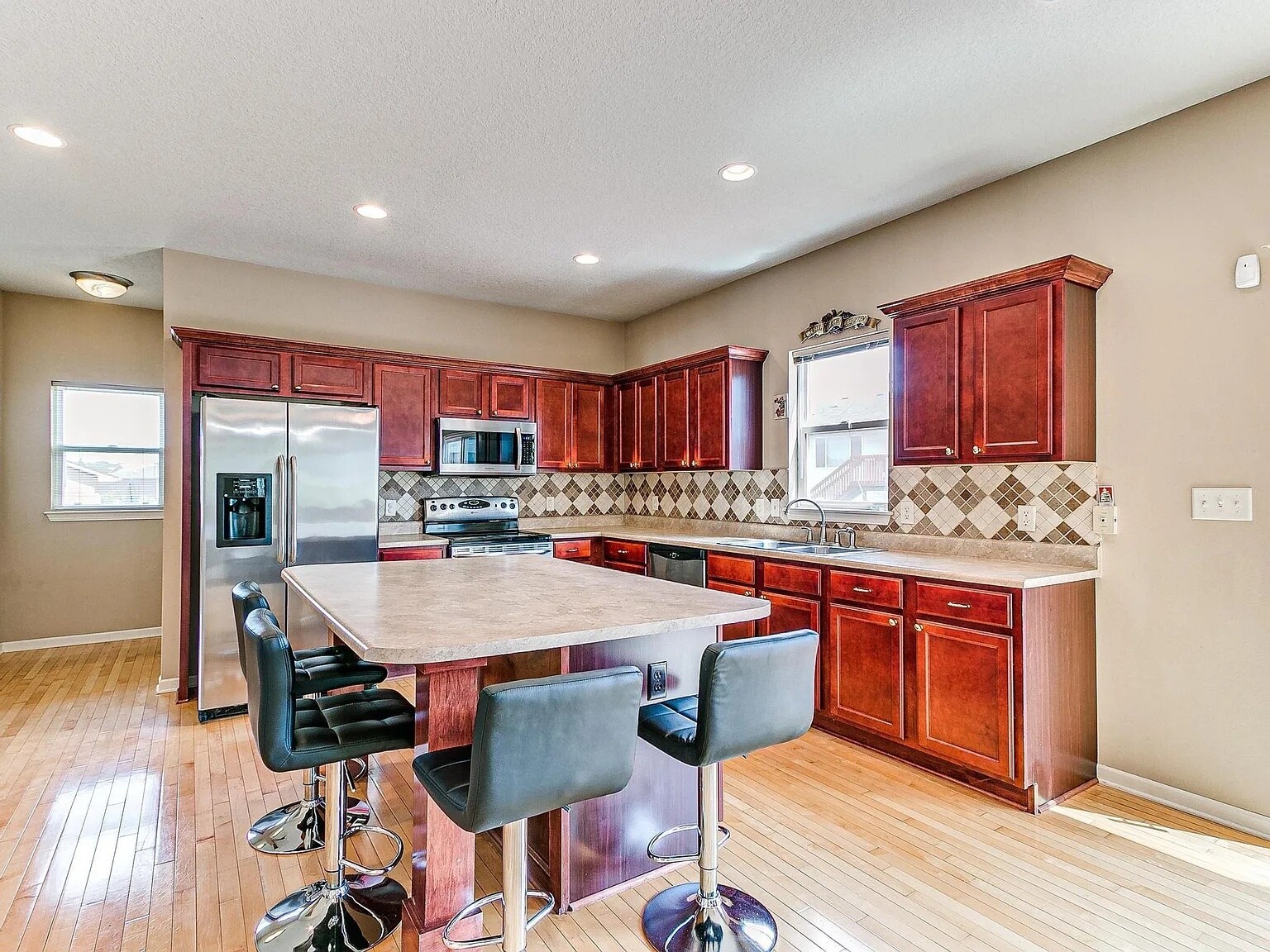 Building Photo - 15222 Aurora Cir