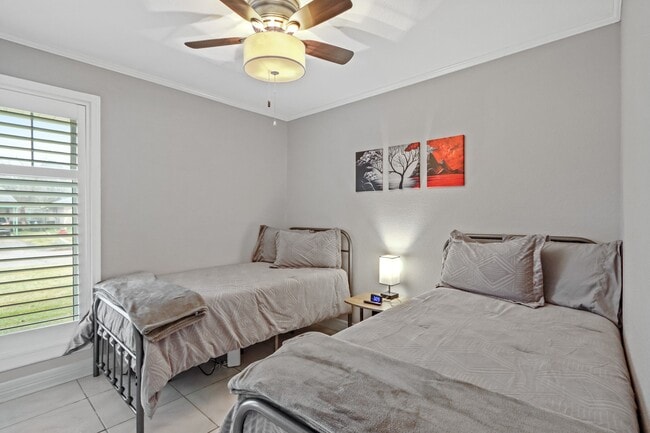 Building Photo - 6311 Bluestone Dr