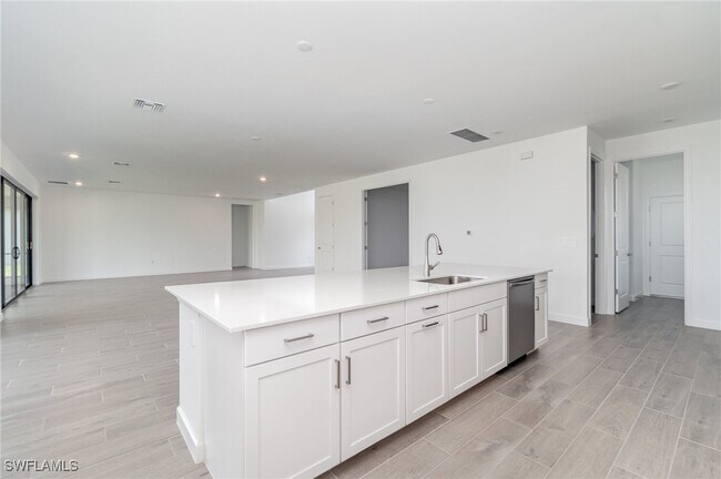 Building Photo - 10777 Timber Creek Dr