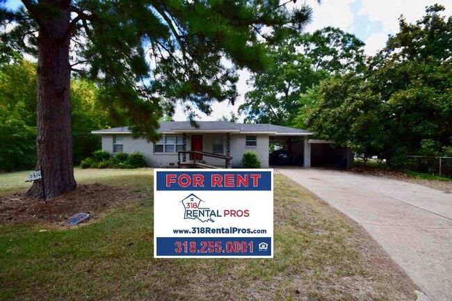 Primary Photo - Spacious Home with lots of updates