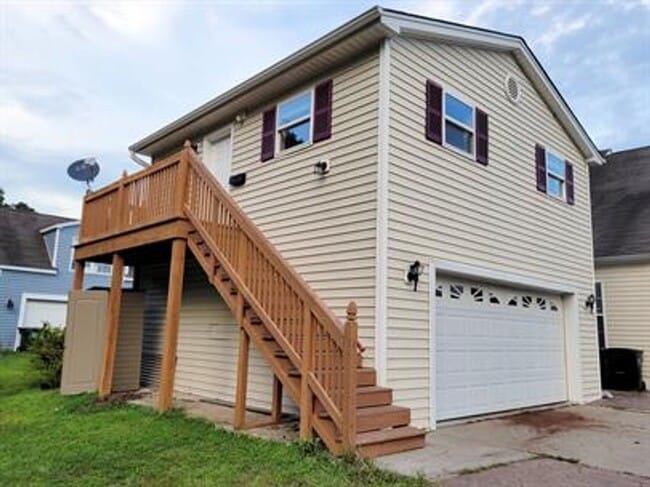 Building Photo - Welcome to University Park