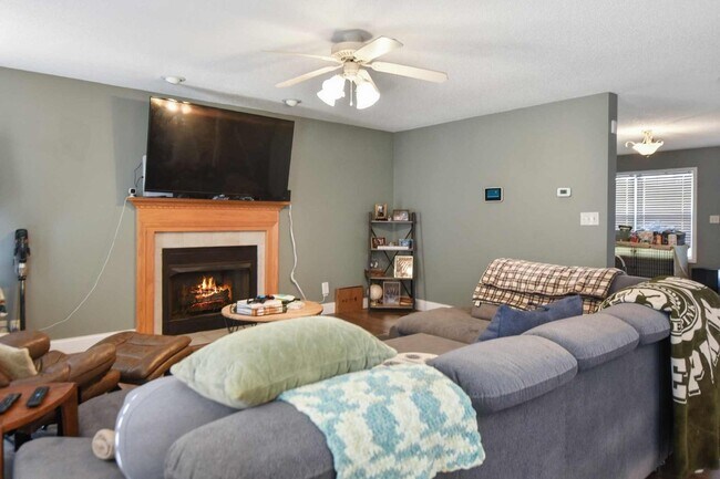 Building Photo - 795 Sugarcane Way