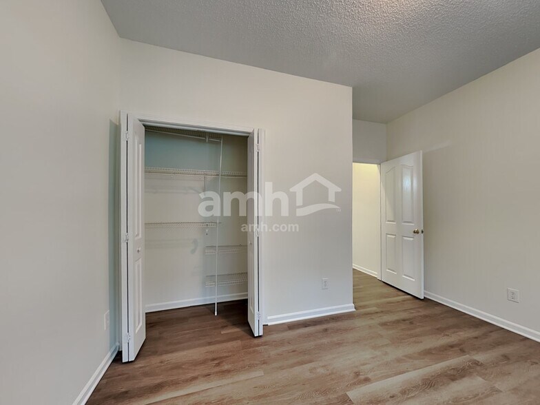 Building Photo - 16116 Wrights Ferry