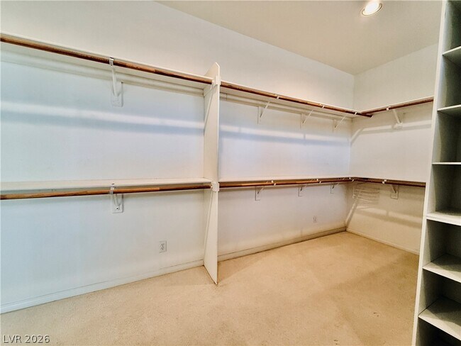 Building Photo - 2429 Tour Edition Dr