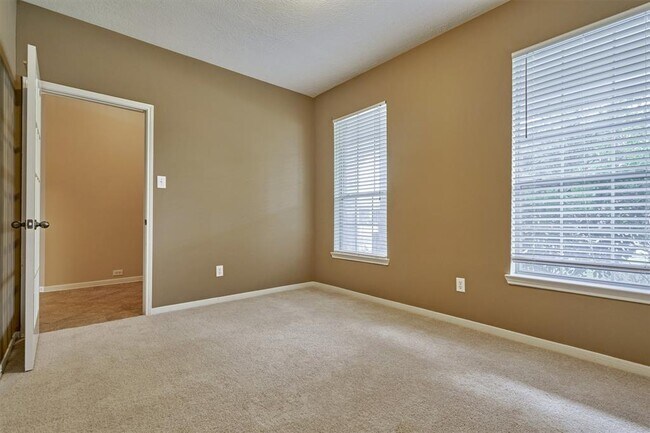 Building Photo - 30835 Imperial Walk Ln