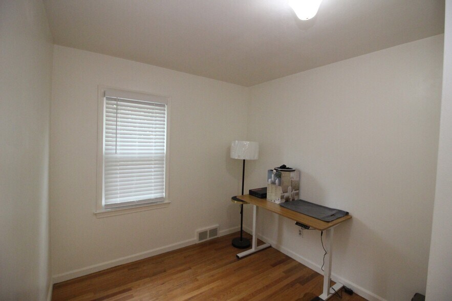Building Photo - 24301 Colgate St
