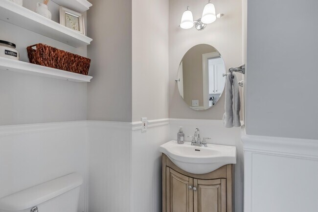 Building Photo - 11429 Log Ridge Dr