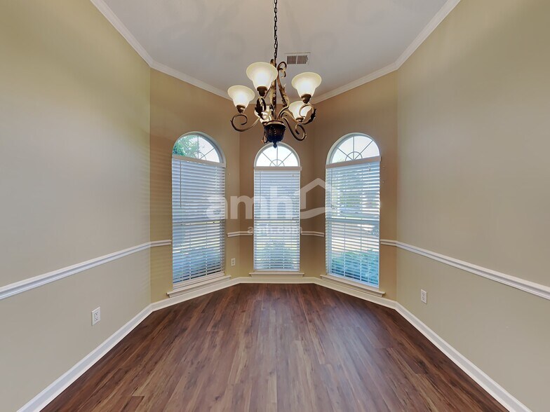 Building Photo - 11635 Dempsey Dr
