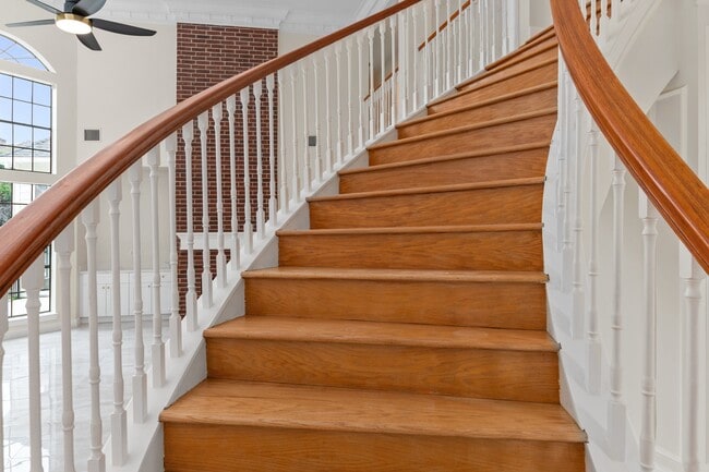 Building Photo - 17402 Wilton Park Ct