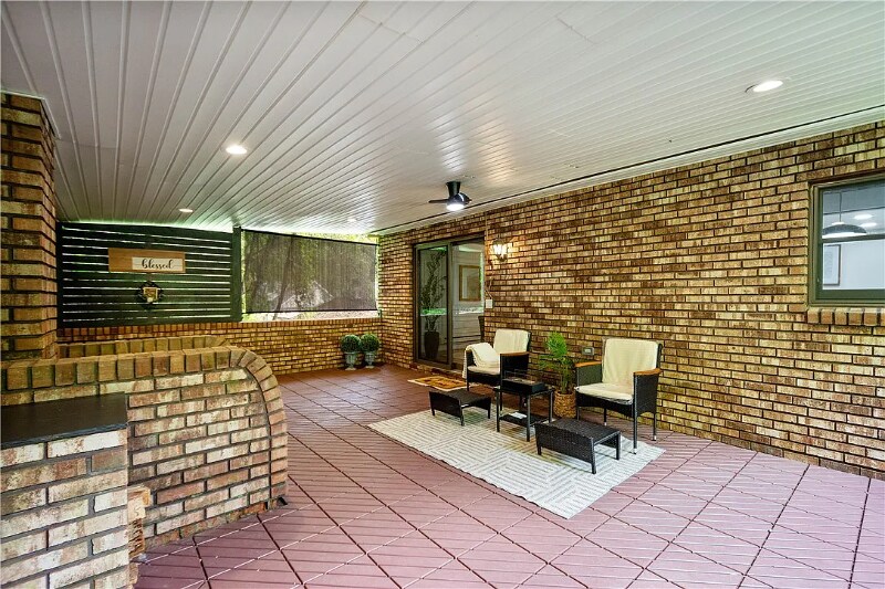 Building Photo - 2710 Douglas Run Rd