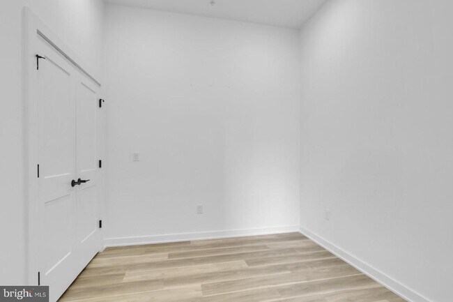 Building Photo - 1415 Locust St