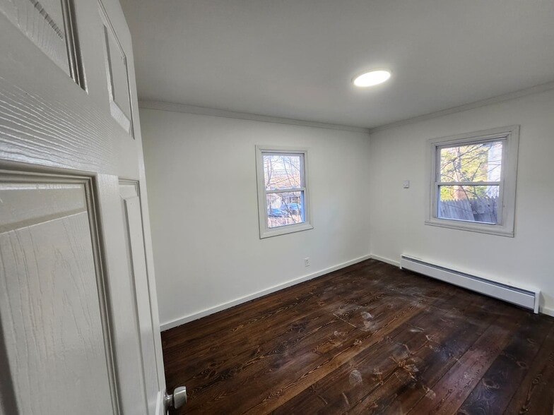 Building Photo - 2 Wildwood Trl