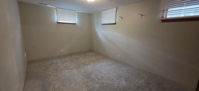 Building Photo - 2904 Plum Dr