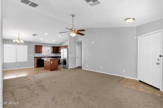 Building Photo - 509 E Daniella Dr