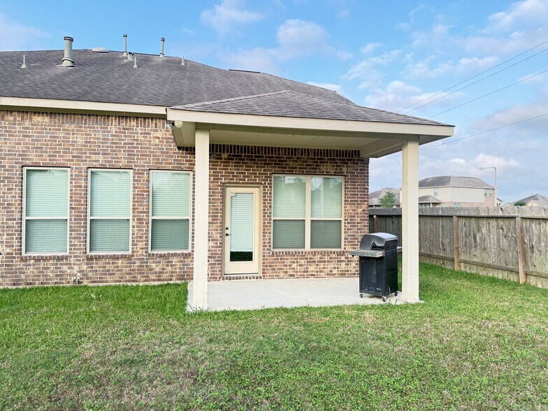 Building Photo - 6548 Dreamcatcher Ln