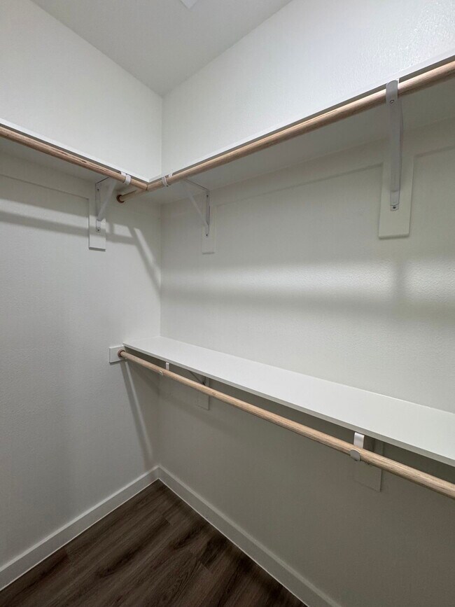 Building Photo - 1500 Old Decatur Rd