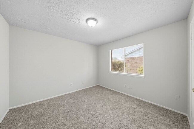 Building Photo - 8418 Lone Quail Dr