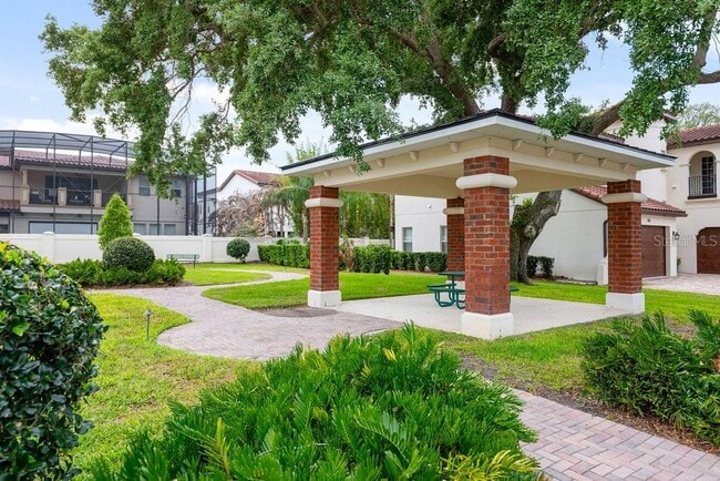 Building Photo - 706 Canopy Estate Dr