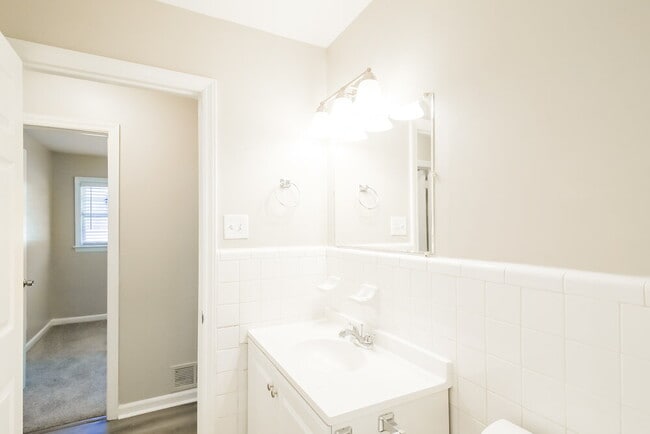 Building Photo - 6276 Harbin Woods Dr