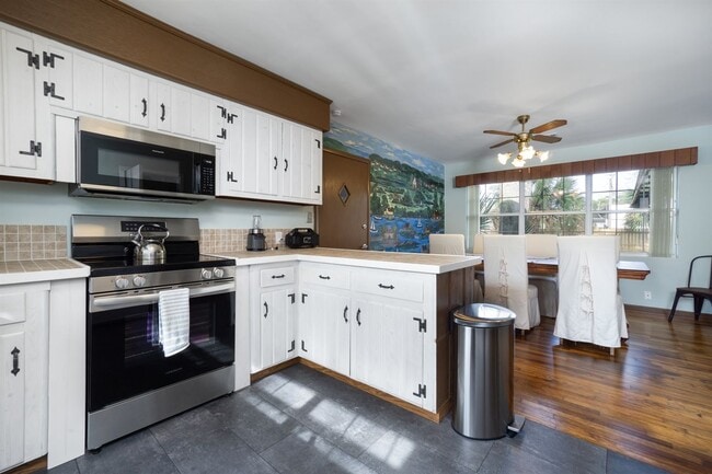 Building Photo - Furnished 3 Bed 2 Bath Home Near NAS Pensacola