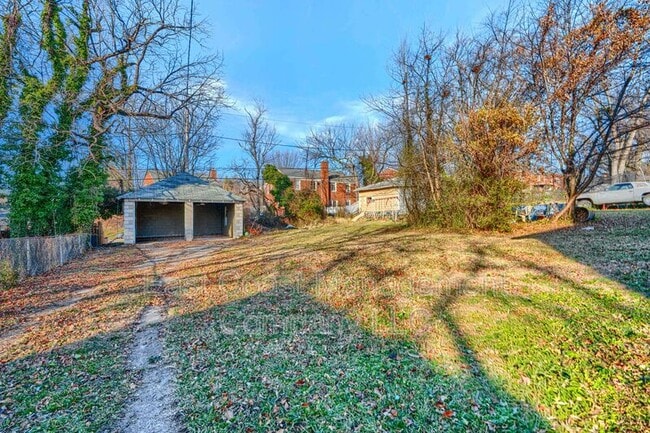 Building Photo - 4612 Schley Ave