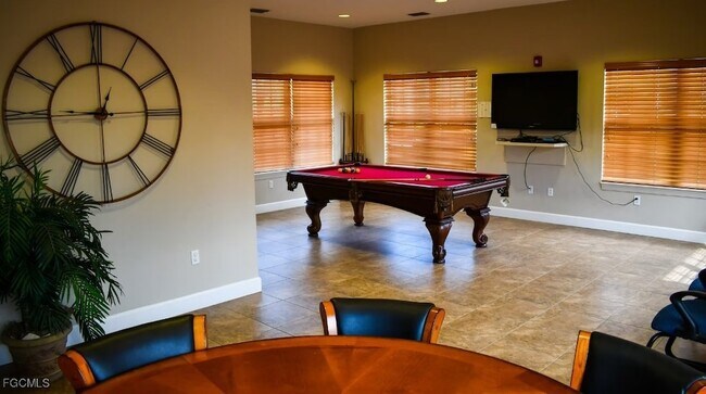 Building Photo - 8880 Via Isola Court