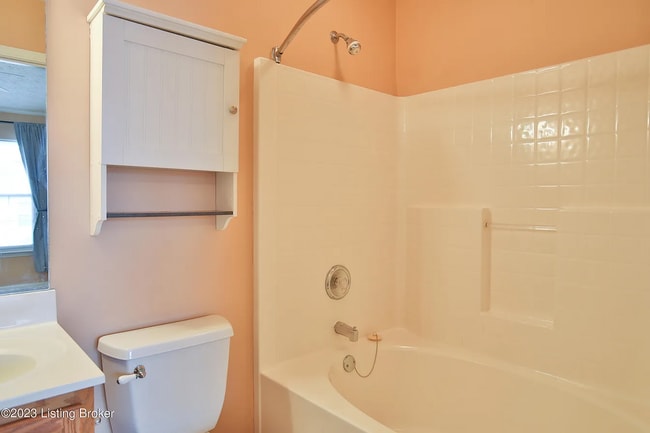 Master Bathroom - 6736 Arbor Creek Dr