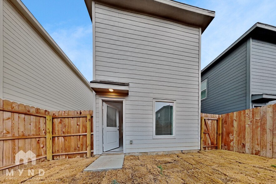 Building Photo - 6816 Marble Rdg