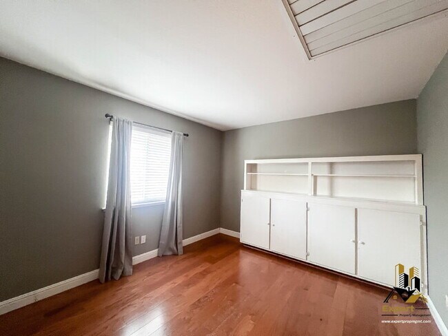 Building Photo - 8204 Eversley Ct