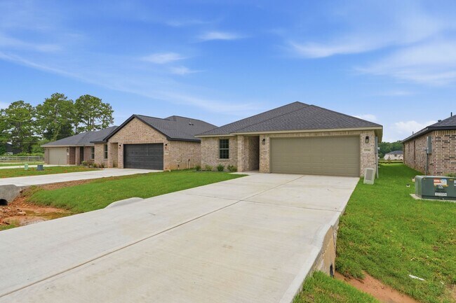 Building Photo - 13146 Lake Conroe Bay Rd