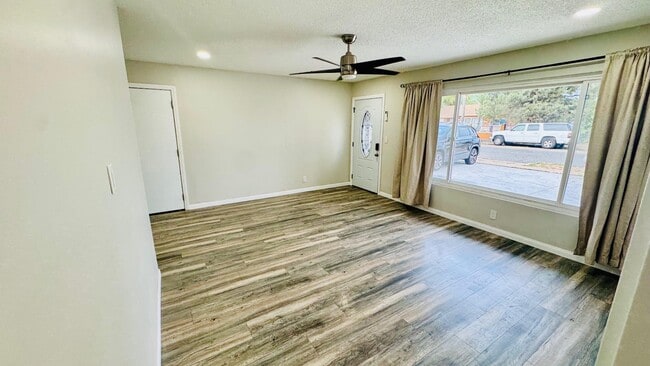 Building Photo - 803 Gamble St