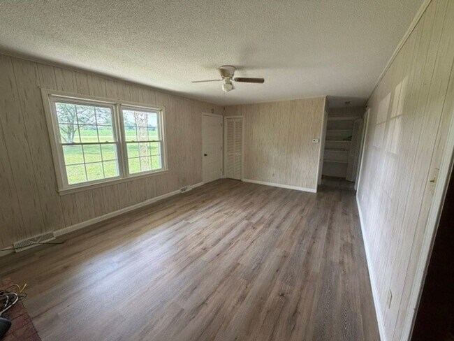 Building Photo - 3399 NC-16