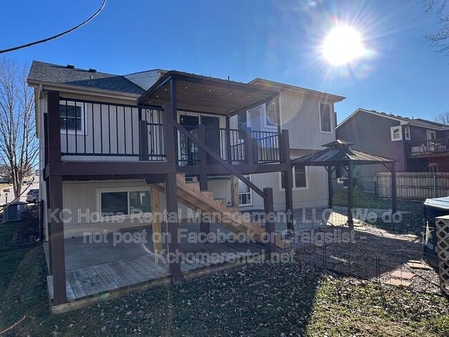 Building Photo - 224 S Huntsman Blvd