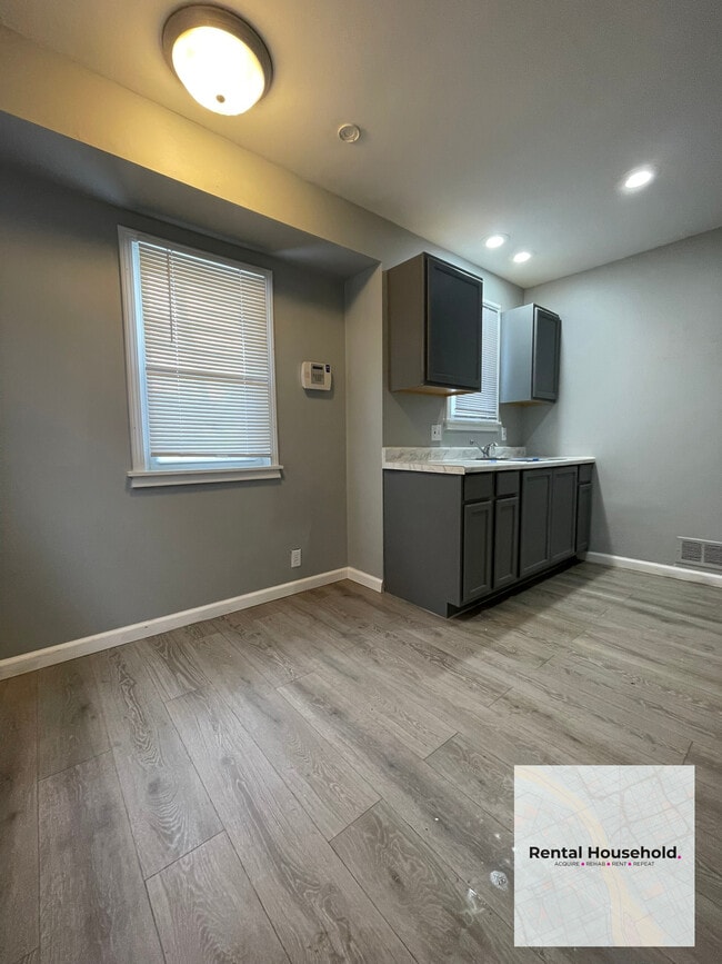 Building Photo - 19676 Kingsville St